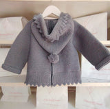 Capuchón gris