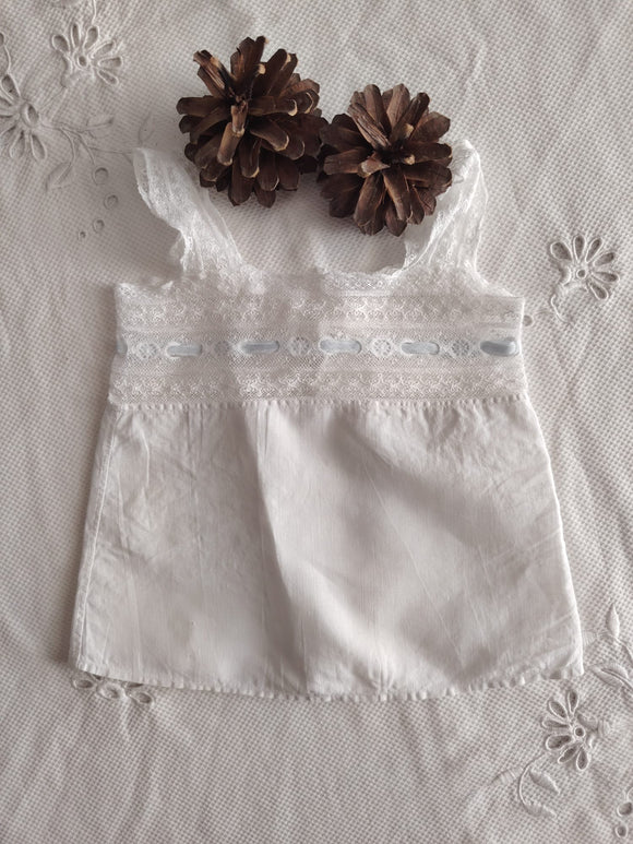 Camisita de Primera Postura