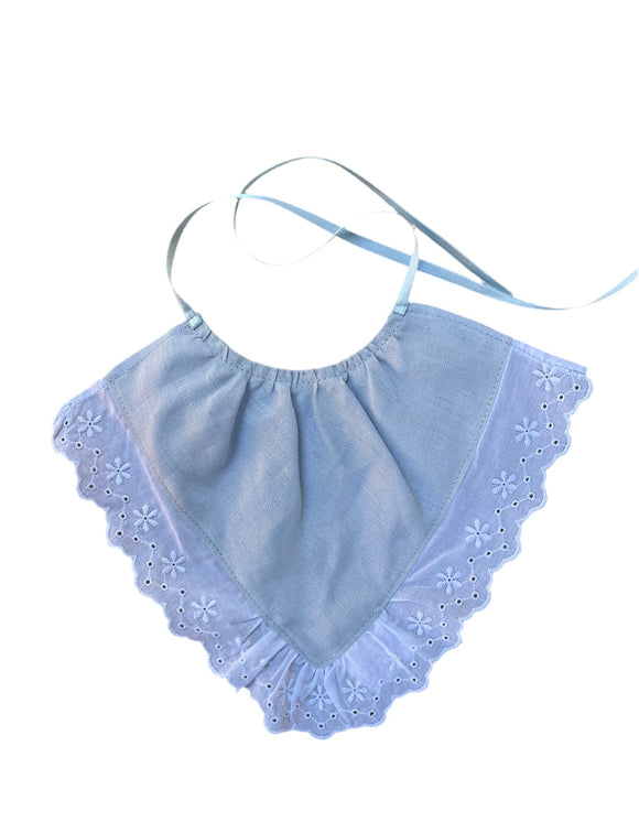 Babero pico azul